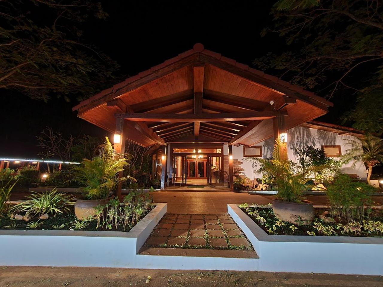 Mayura Hill Resort Sen Monorom Exterior foto