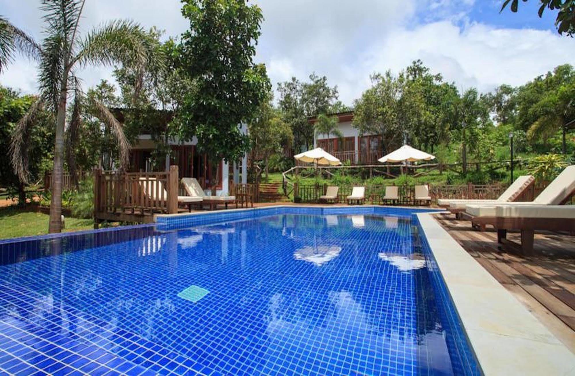 Mayura Hill Resort Sen Monorom Exterior foto