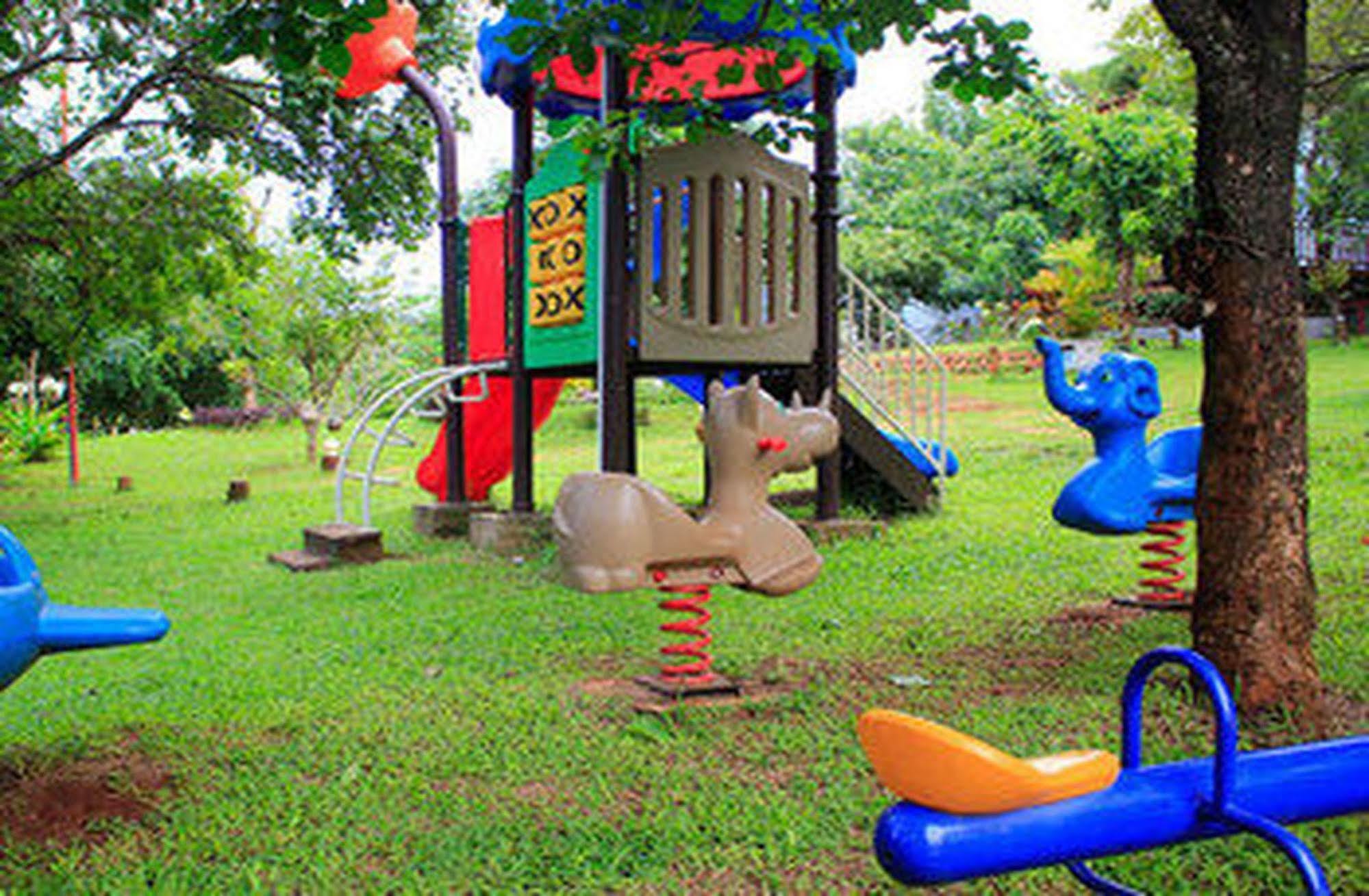 Mayura Hill Resort Sen Monorom Exterior foto